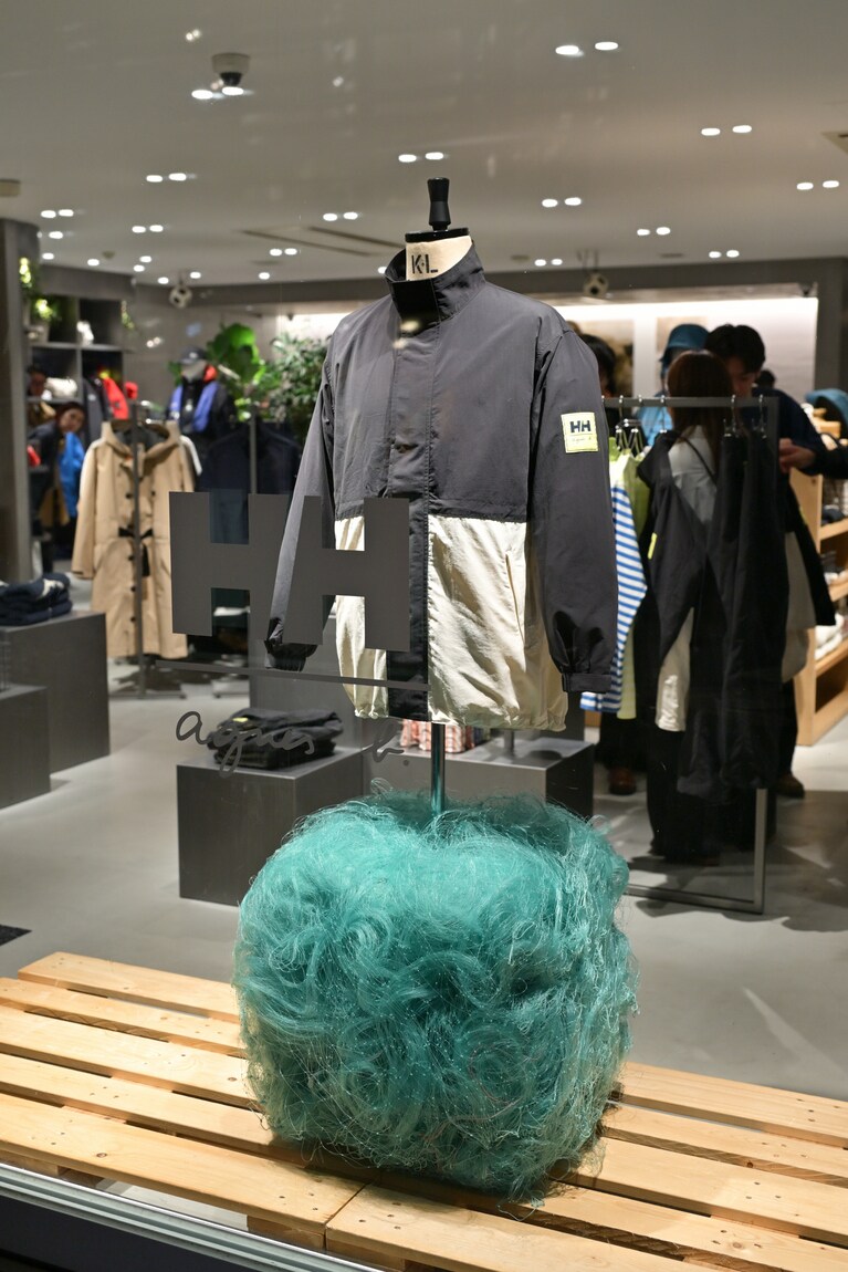 ヘリーハンセン×アニエスベー。