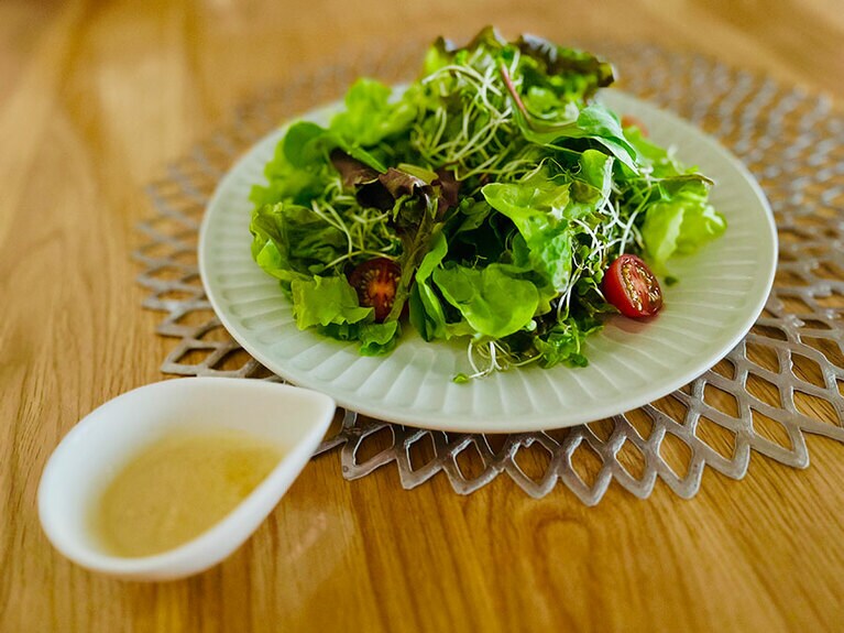 栄養価：290kcal／タンパク質：0.3g／脂質：30.6g／糖質：2.5g。