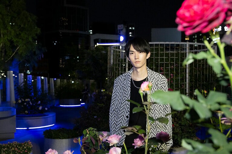 全長は約1km。途中には花壇やトランポリン、足湯まで設置されている。