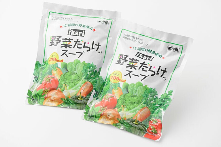 野菜だらけのスープ 550円(150g×2袋入り)。