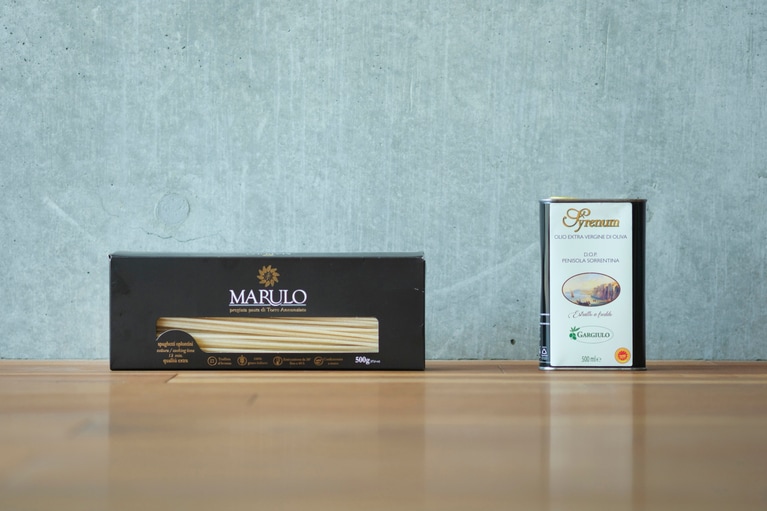 オリーブオイルとパスタの輸入からスタート。これからはチーズなど幅を広げる予定。