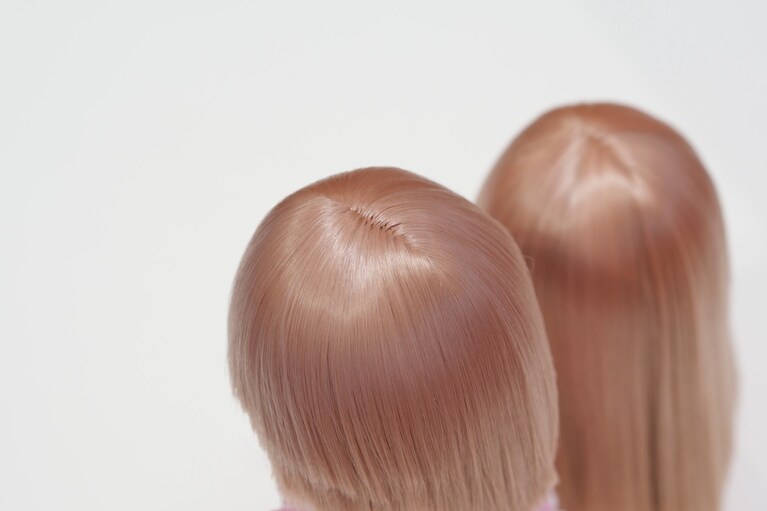 植毛の分け目方向が横から縦（写真）に変わった！