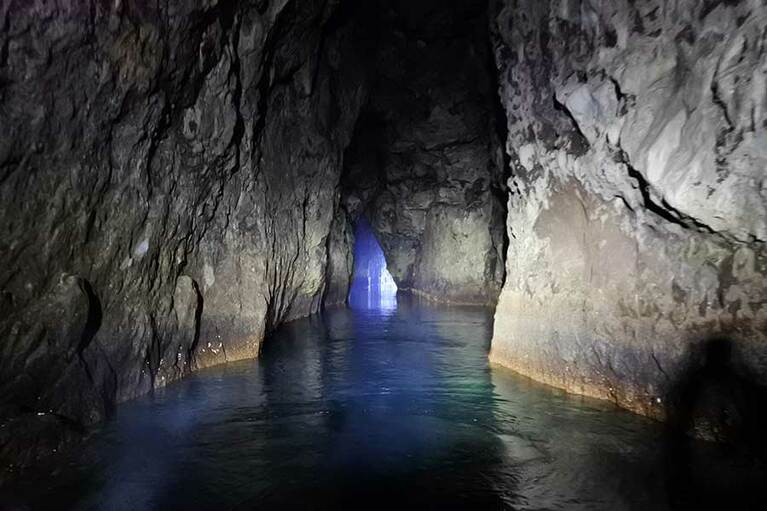 明暗の岩屋へ入れると、金運が上がるかも⁉