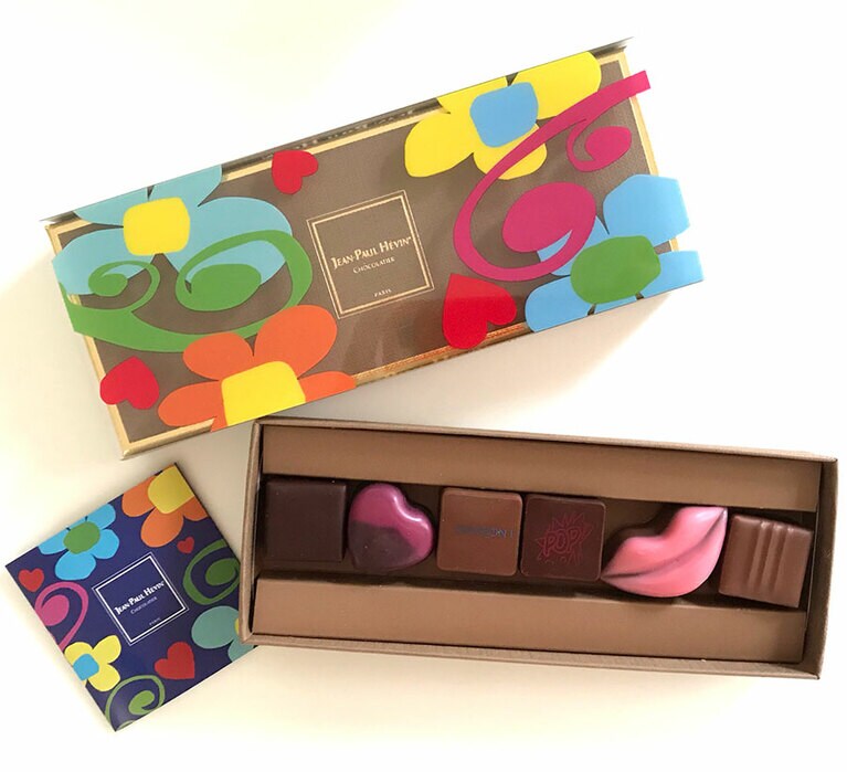 【ジャン＝ポール・エヴァン】4種のバレンタイン限定のボンボンショコラが入っている。