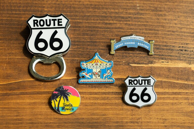 今回の旅で見つけたルート66グッズ。