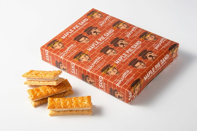 第1位 メープルパイサンド(8個入り) 1,944円／ザ・メープルマニア(グランスタ)