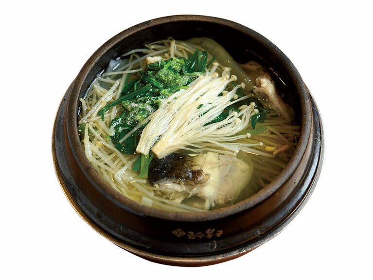 フグスープ W28,000。