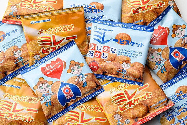 【高知県】野村煎豆加工店の「4連ミレービスケット」230円 ※参考価格。青（40ｇ×4袋）、キャラメル風味（30g×4袋）。