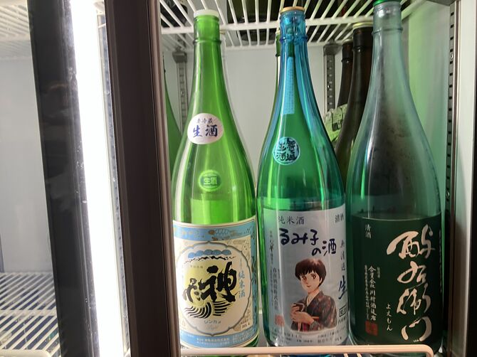 日本酒からワインまでそろう