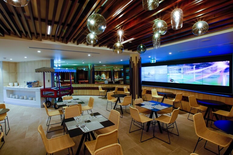 ©︎Fiji Airways(2017年にリニューアルされた清潔感のあるラウンジ)