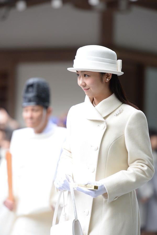 2015年3月、伊勢神宮を参拝された佳子さま　©JMPA