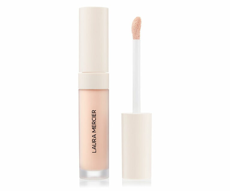 リアル フローレス ウェイトレス パーフェクティング コンシーラー 全8色 各4,730円。