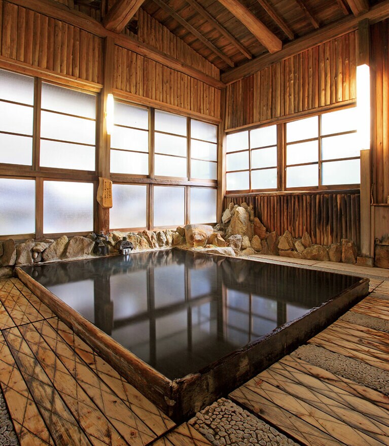 しっとりした雰囲気の旅館 あづまや。