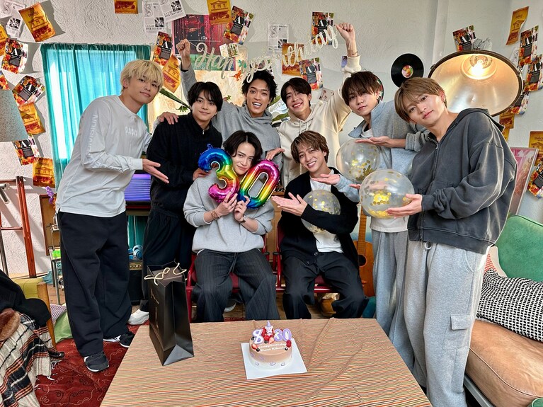 菊池さんの30歳の誕生日をお祝い。「timelesz」公式Xより。