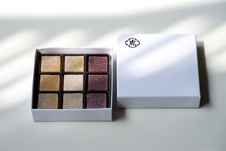 「ちぐさかん」2,484円。左から、パッションフルーツ、レモン、ラズベリーの3種各3個入り。