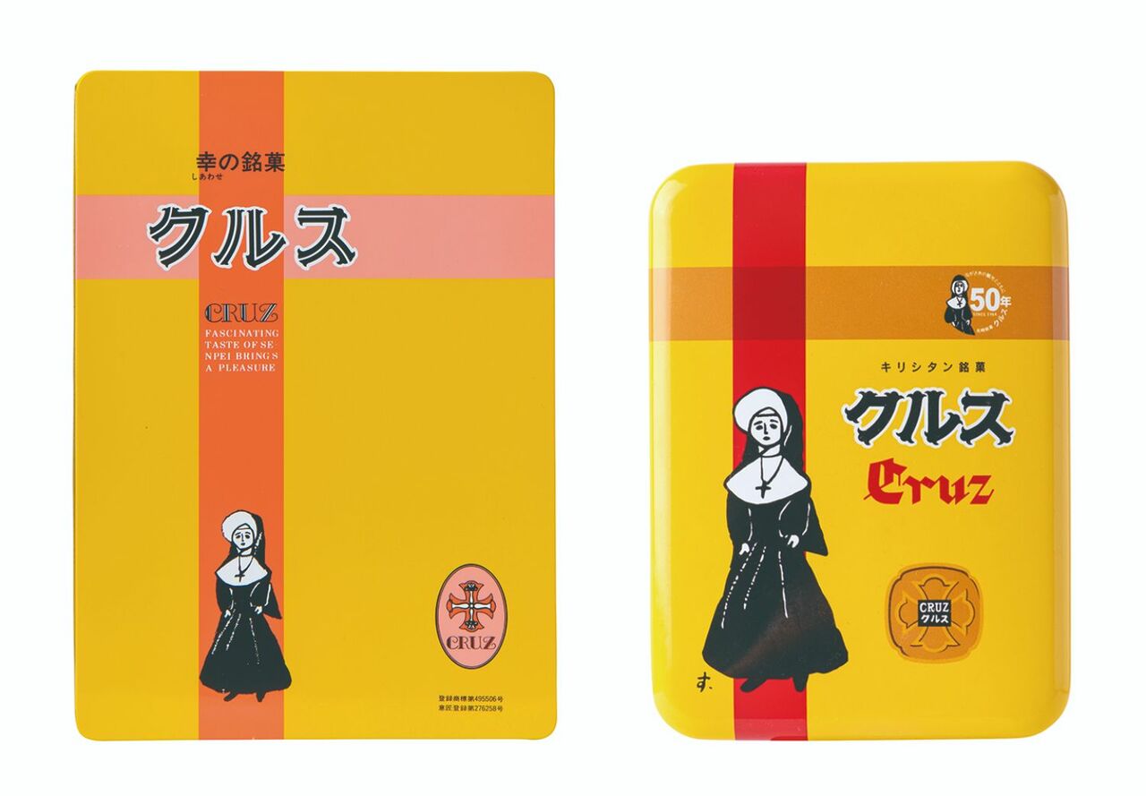 （左）初めて作った缶は大型四角缶。昭和30年代は現在と違い、まだ大きな菓子缶が主流だった。現在は終売。（右）現在販売している缶製品は「復刻版クルス缶」のみ。1080円