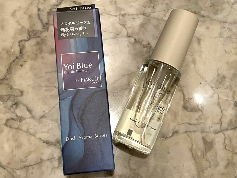 夕暮れ時の情景にインスパイアされた香りを展開する「ダスクアロマシリーズ」の第2弾。