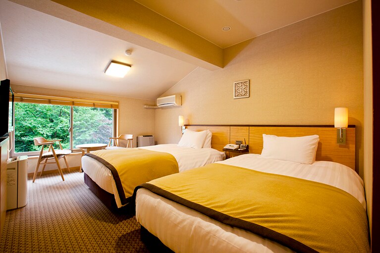 奥日光森のホテル［栃木／日光湯元温泉］和洋室の客室。