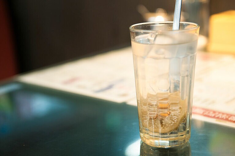 香港塩漬けレモン7UP 480円。セブンアップの他にコーラも選べます。