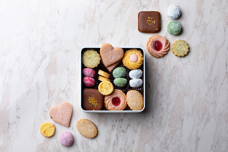 ガトー・アルティザノー 春 10種29枚入 2,000円。お届け期間：3月9日(火)～3月14日(日)到着限定。