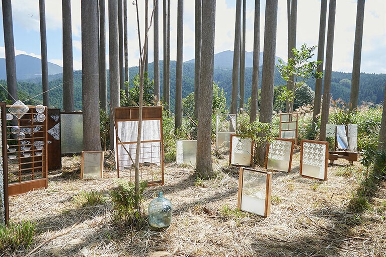 前田エマ「窓」(曽爾)撮影／シュガール