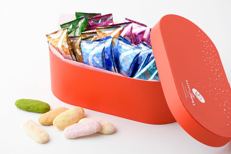 ハッピーポップ 1,500円(30個入)／ハッピーターンズ 亀田製菓