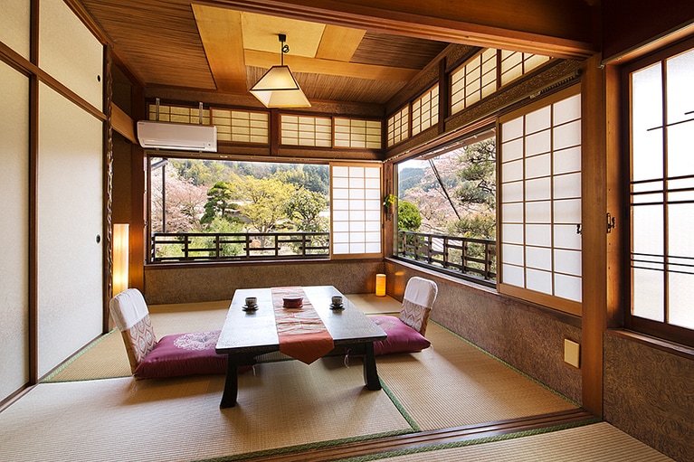 あまみ温泉 南天苑［大阪／天見温泉］客室花櫓(はなやぐら)。