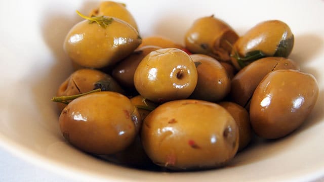 シチリアのマンマが年に一度漬けるのは 梅干しじゃなくて オリーブ 気になる世界の街角から