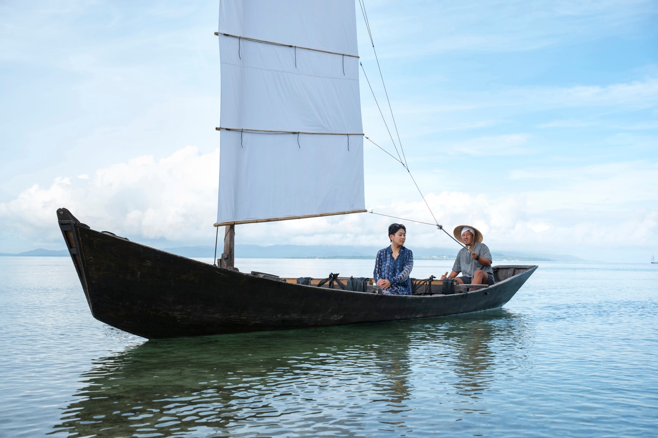 島人の海との付き合い方を聞き、感銘を受けたという也哉子さん。