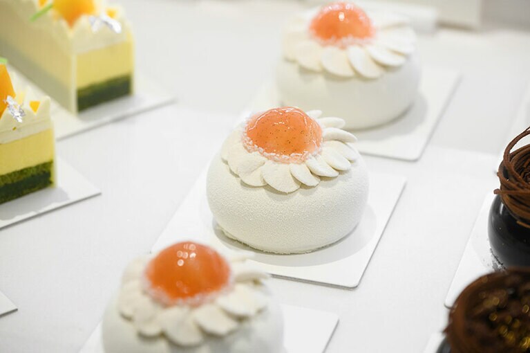 テイクアウト 1,350円、イートイン 1,375円。【販売期間】10月予定。