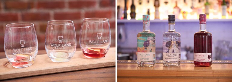 定番の3種類。どちらも左から“トロピカルジン”、“ネイヴィーストレングスジン”“デイビッドソンプラムジン”。試飲セット$20、ボトル（700ml）$69、$79、$79。