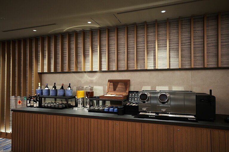 最上級の旅館リゾート「熱海・伊豆山 佳ら久」では大切な人と落ち着いたひとときを過ごすことができる。