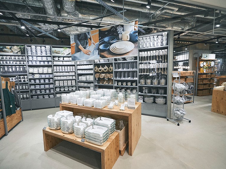 「Standard Products」店内。