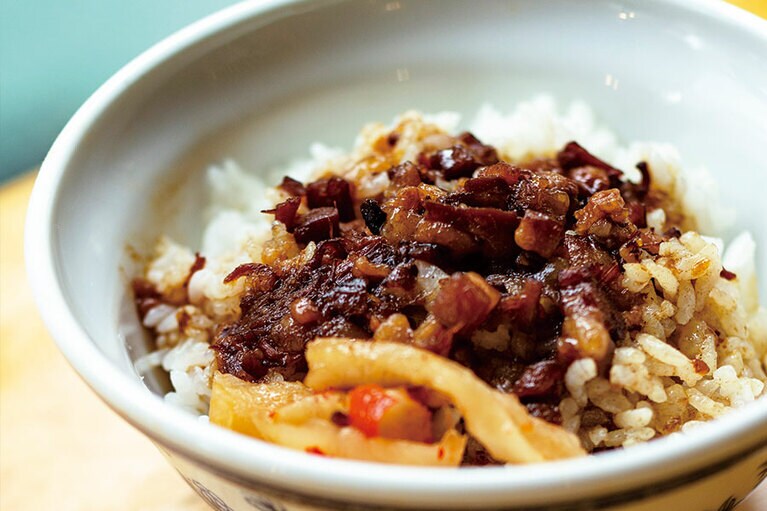 魯肉飯(小) 25元。