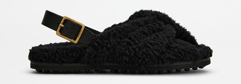 サンダル H2cm 全4色 各66,000円／トッズ・ジャパン(TOD'S LIE ON A LION先行販売)