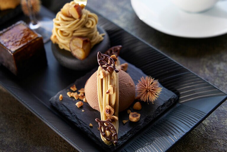 ドームショコラノアゼット。