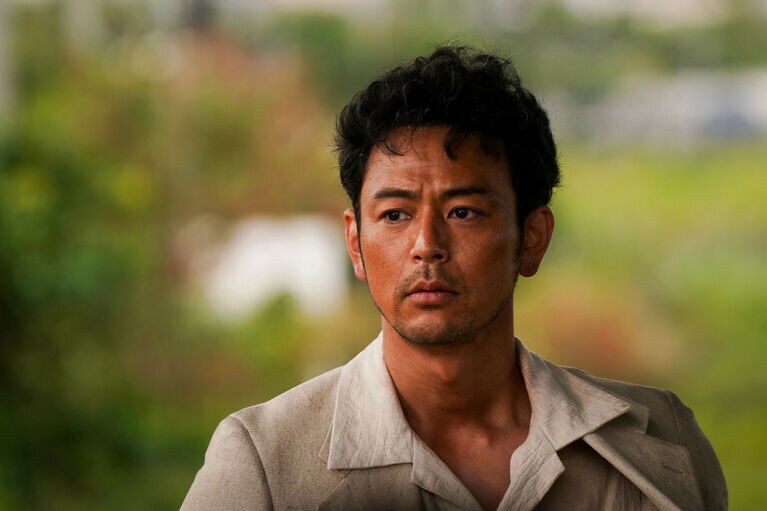 妻夫木さんは主人公の刑事・グスクを演じた　©真藤順丈／講談社　©2025「宝島」製作委員会