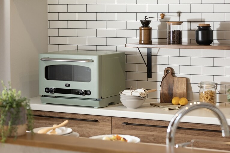 アラジン「グラファイトオーブンレンジ」67,100円。