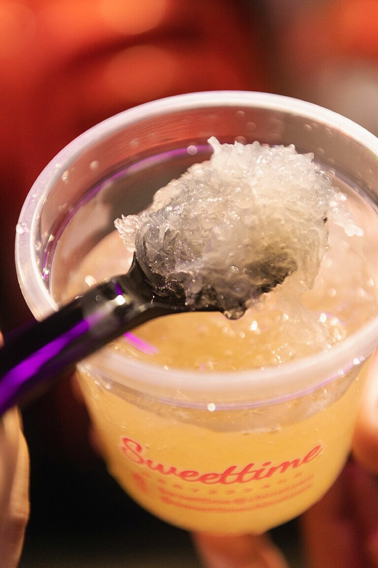 “燕の巣のデザート” 300タイバーツ。