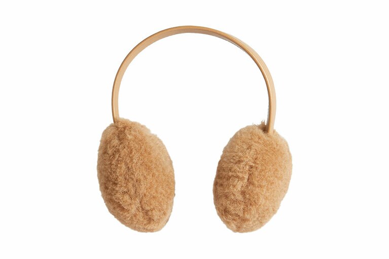 テディ イヤーマフ 16,000円。