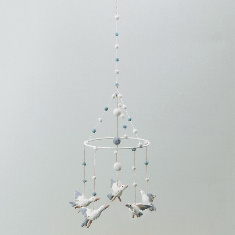 ペアのモビール 8,000円／caizu