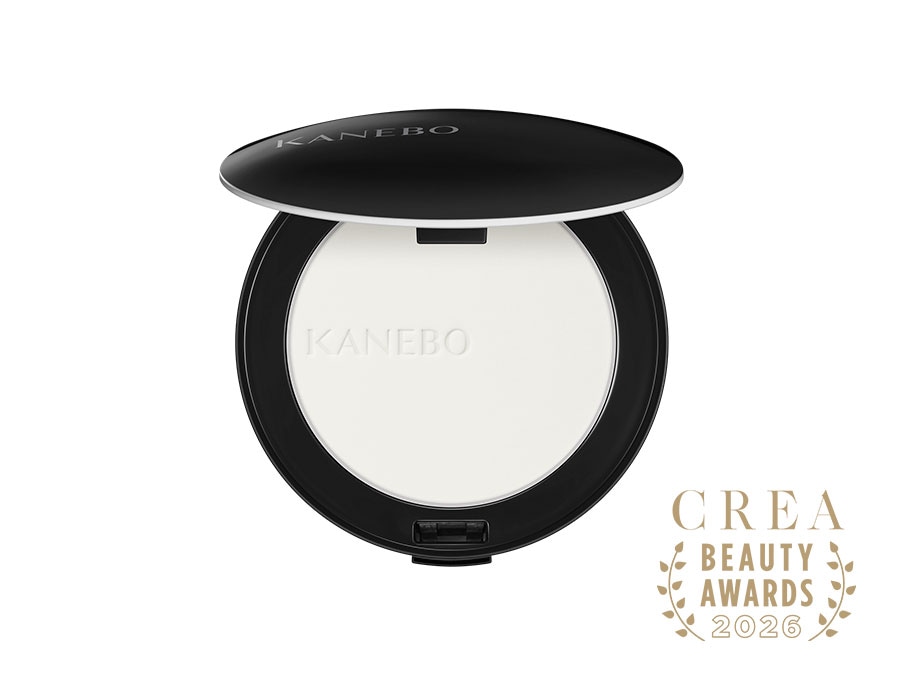 クリスタライズドフィックスパウダー 01　7,150円／カネボウインターナショナルDiv.