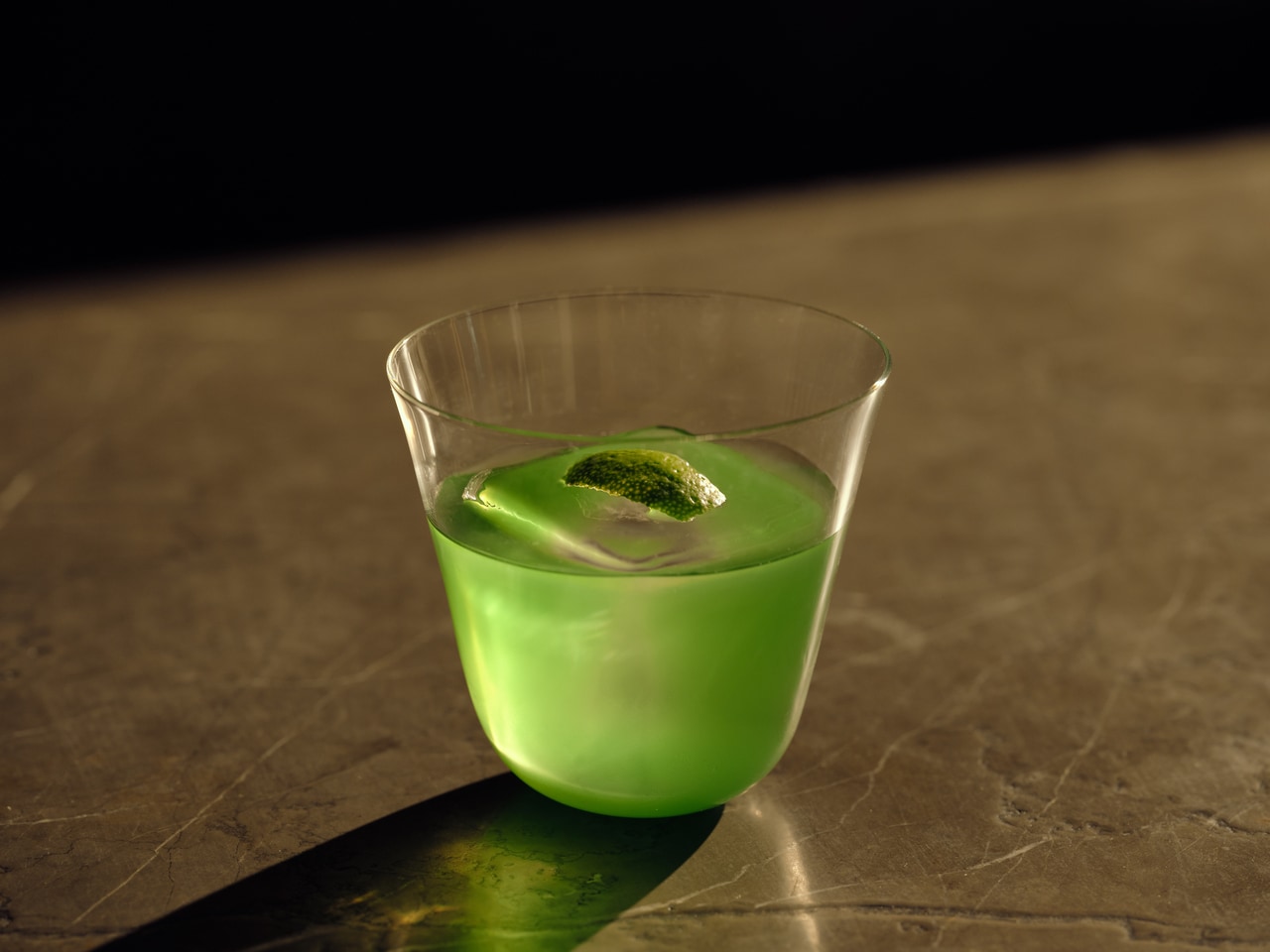 「ジャヌ バー」で提供されるカクテル「Re: Balance」3,000円（サービス料込み）。