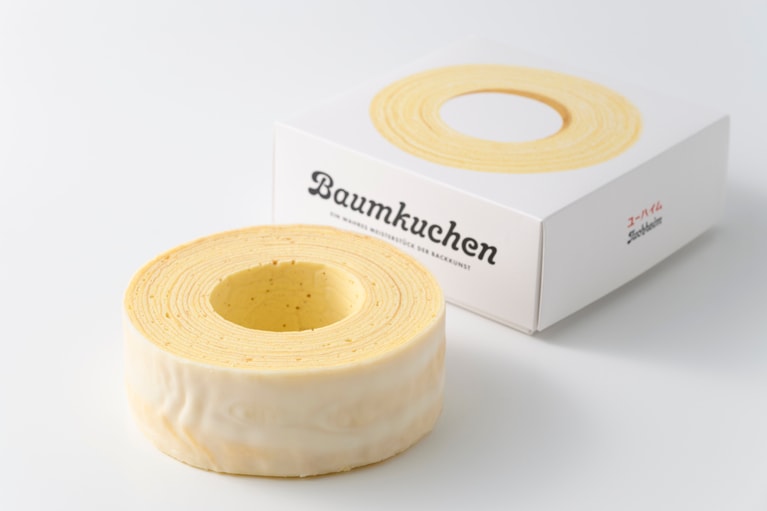 バウムクーヘン 1,620円（直径13.5×高さ4.8㎝）。