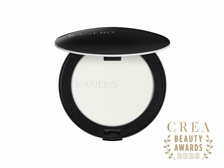 【長井かおりさんの人生ベスコス】クリスタライズドフィックスパウダー 01　7,150円／カネボウインターナショナルDiv.