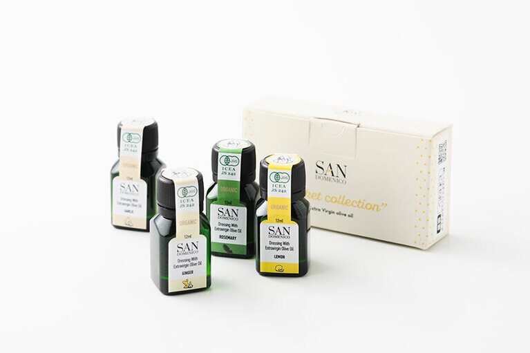 サンドメニコ フレーバーオイルアソートセット 430円（12ml×4個入り）。