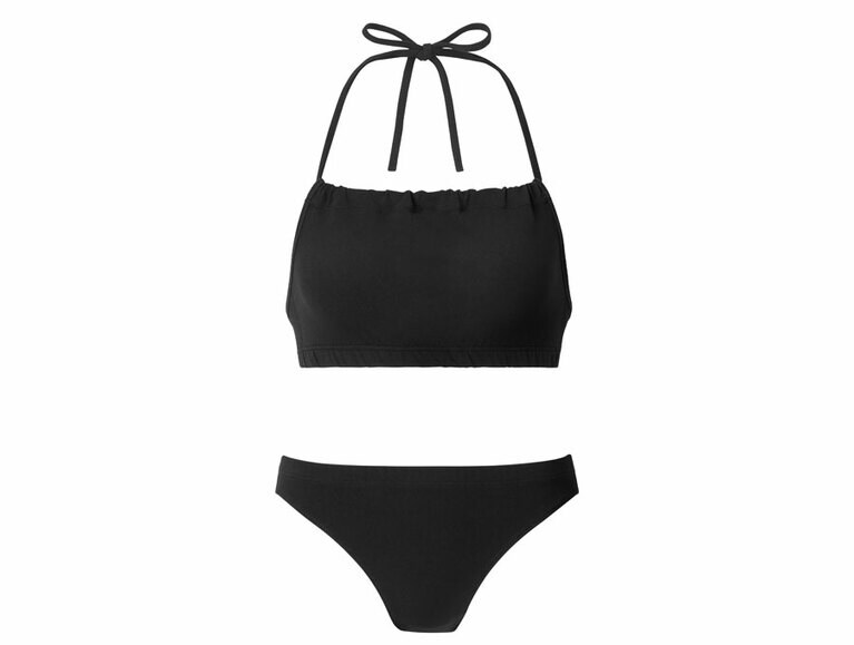 シームレススイムギャザーブラ ブラック、シームレススイムショーツ ブラック。