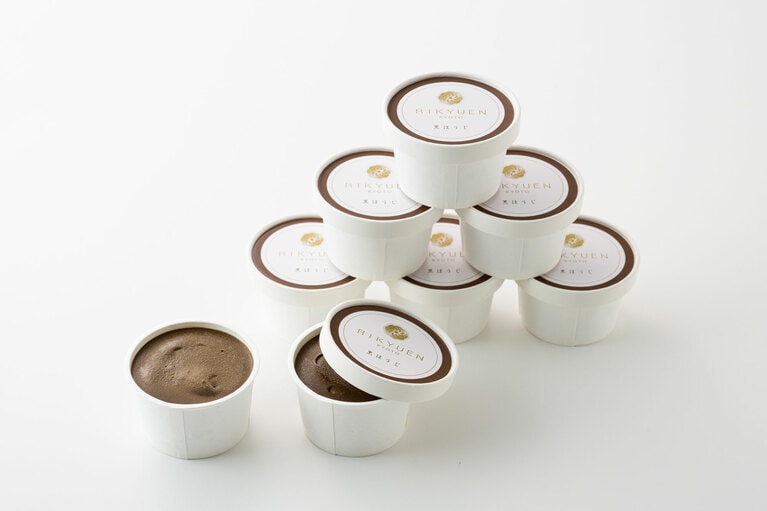 【京都府】プレミアムほうじ茶アイス（黒ほうじ味 8個入り） 4,320円（各90ml）／京都利休園
