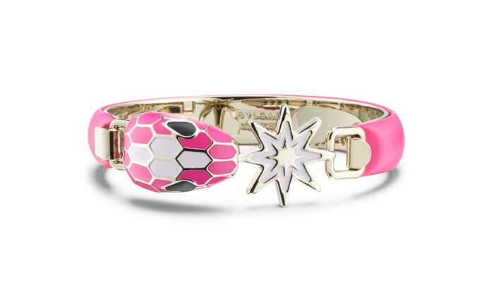 【ブレスレット カーフ】フラッシュアメシスト 各49,000円。