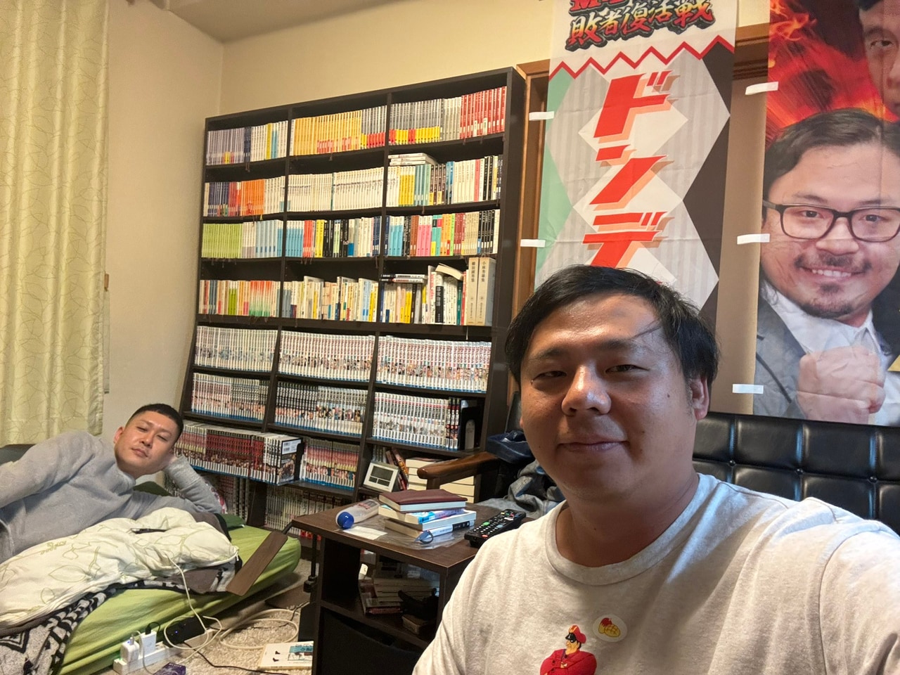 M-1グランプリ準優勝直後の渡辺と益田（「カゲヤマ益田康平」公式 Xより）。